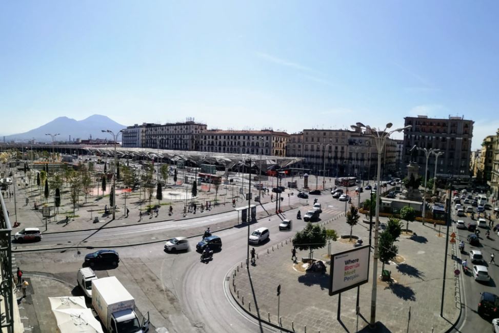 Ripristino superficie area scavi stazione Piazza Garibaldi